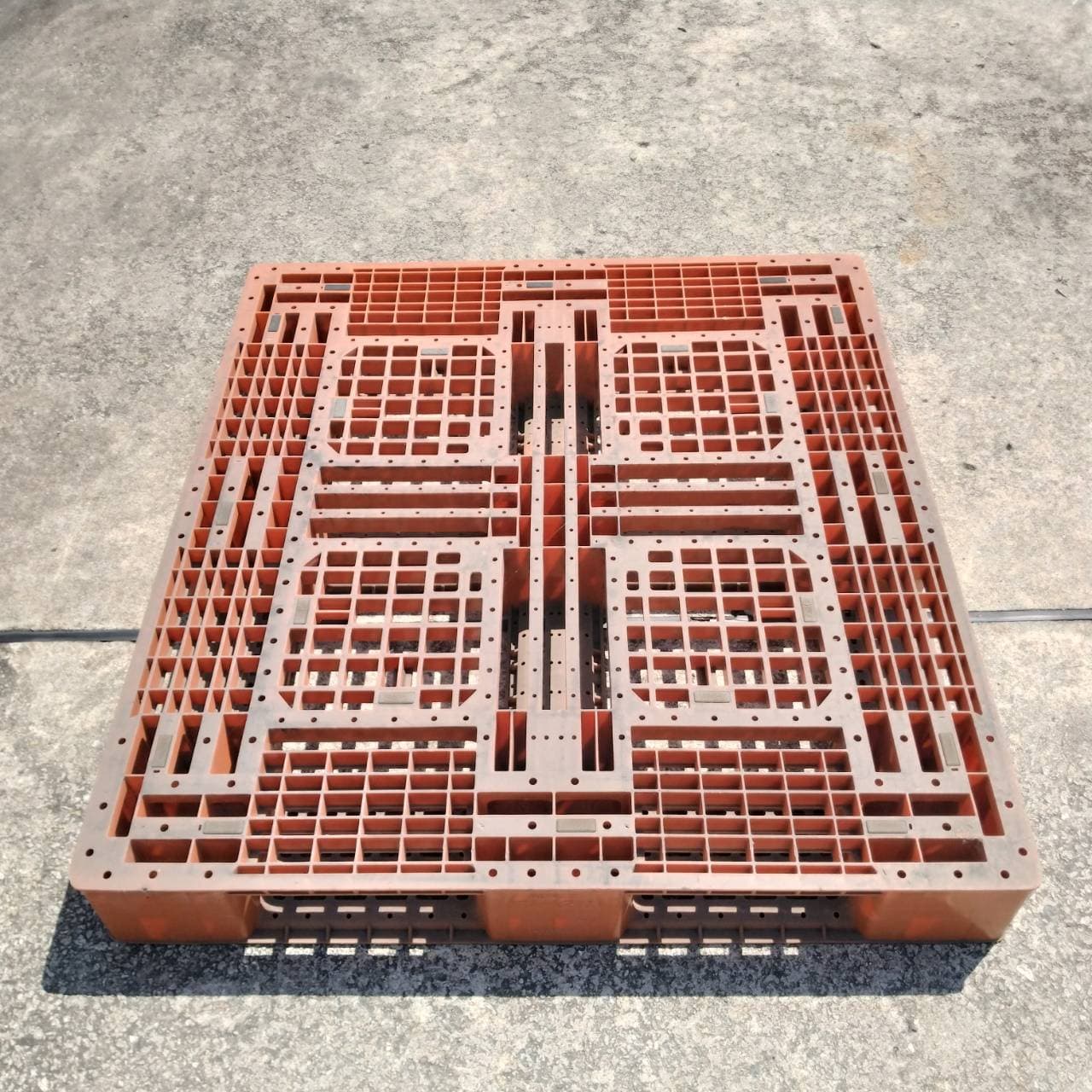 中古 プラスチックパレット 画像1