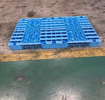 中古 プラスチックパレット 画像1