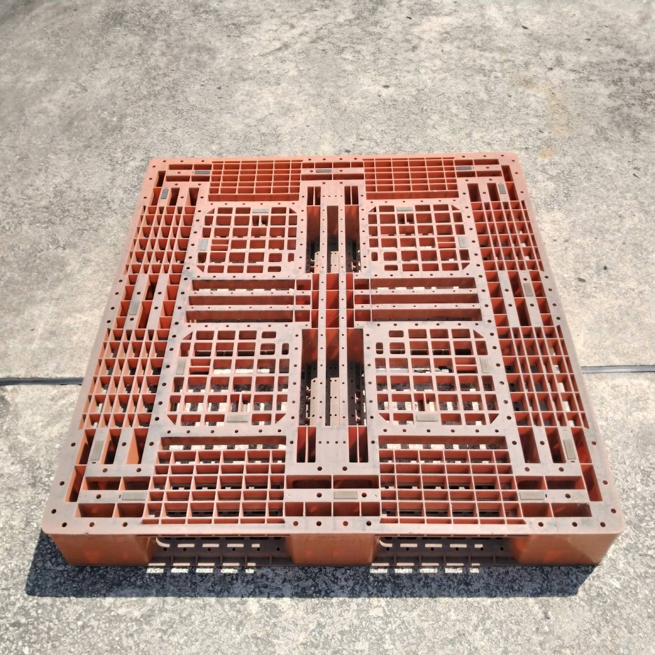 中古 プラスチックパレット
